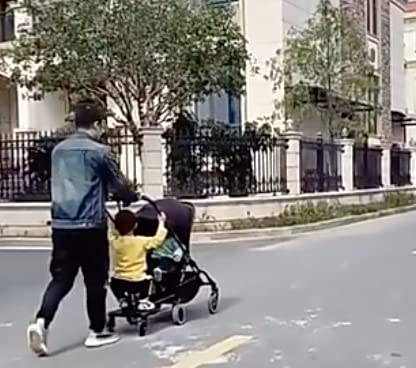 HONEYPOLO Stroller Ride Board - Second Passenger Standing Platform Attachment - Lightweight Baby Accessory - Family Travel Essentials - for Child Riders 2-6yrs (25kg)